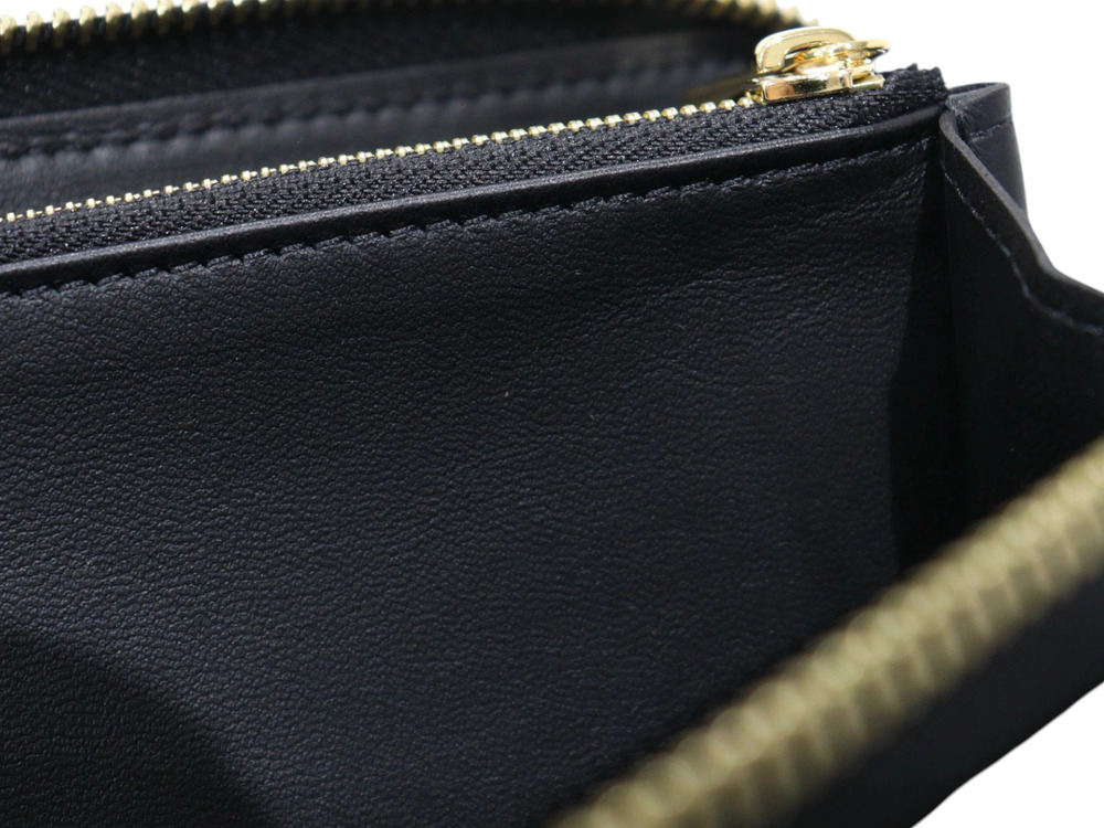 LOUIS VUITTON Zippy Wallet Mahina Leather Black Long LV